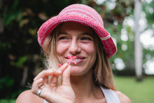 Cargar imagen en el visor de la galería, Multicolor bucket hat