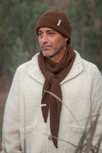Cargar imagen en el visor de la galería, Triangular Scarf - Baby Alpaca