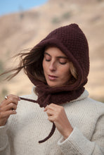 Cargar imagen en el visor de la galería, Knitted Hood - Andean Wool