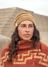 Load image into Gallery viewer, Sanva Beanie