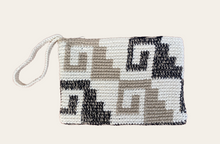 Load image into Gallery viewer, Chimu Clutch