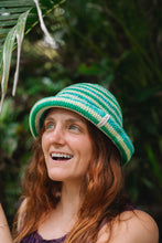 Cargar imagen en el visor de la galería, Multicolor bucket hat
