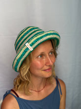 Load image into Gallery viewer, Multicolor bucket hat

