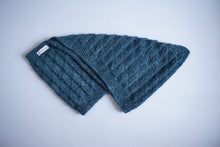 Load image into Gallery viewer, Blue 100% alpaca infinity scarf
